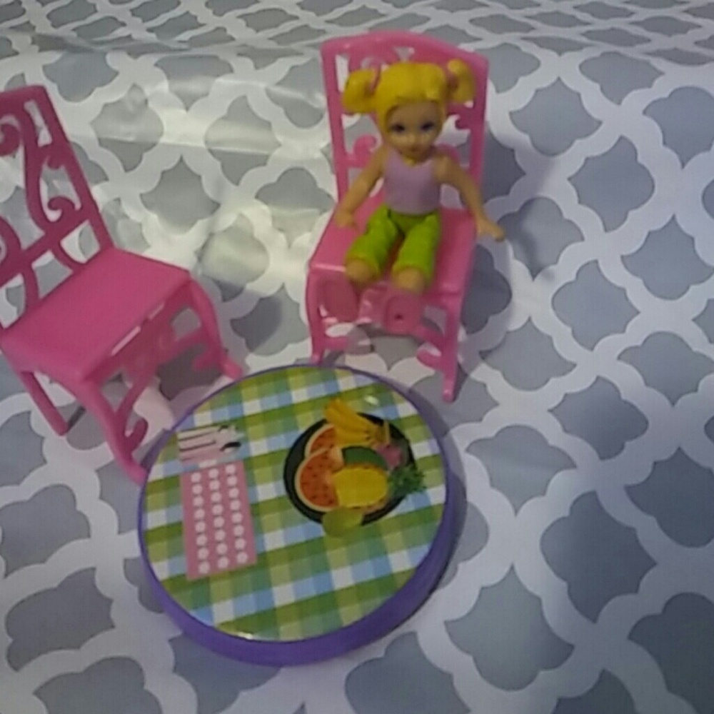A cute doll set